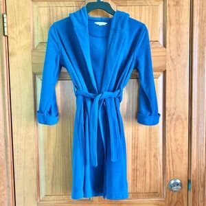 Boy’s size 6 gently used Lands’ End warm blue fleece robe with a hood